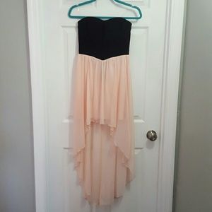 ⬇️Black and peach strapless dress